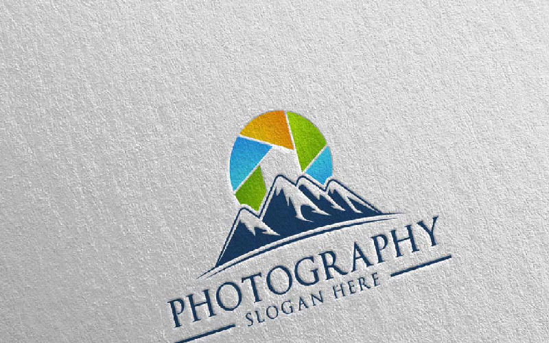 Шаблон логотипа фотографии горной камеры