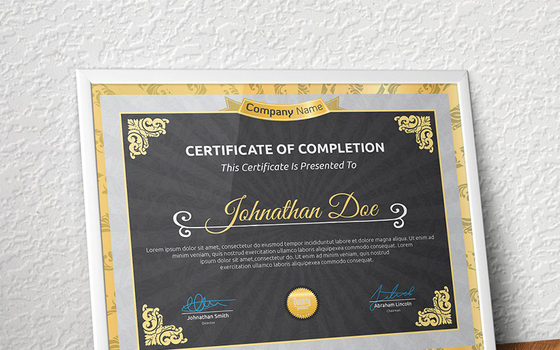 Download Шаблон сертификата "Retro Elegant Certificate Template" / Retro Elegant Certificate Template - Шаблон сертификата на тему графика certificate corporate decorative diploma elegant excellence frame graduation green modern multicolor ornament ornaments paper print ready template professional red simple