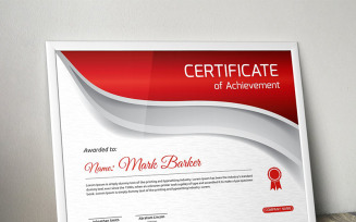 Wavy Elegant Certificate Template